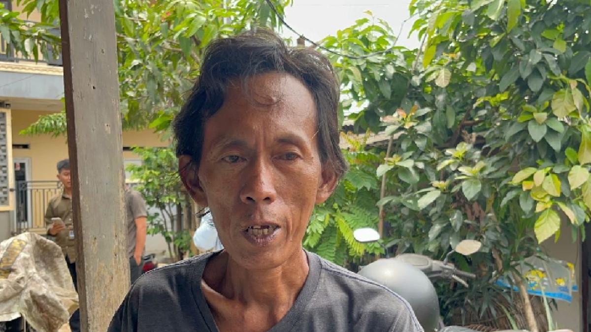 KASUS ES GABUS - Suderajat, pedagang es gabus yang dituduh menggunakan spons, Rawa Panjang, Kabupaten Bogor, Selasa (27/1/2026).