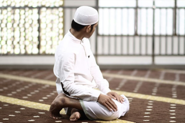 Ilustrasi sholat Nisfu Syaban kapan. Foto: Unsplash.