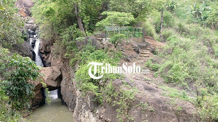 Situs Kahyangan di Desa Dlepih, Kecamatan Tirtomoyo, Wonogiri, Rabu (12/10/2022). Situs Kahyangan konon menjadi tempat bertapa dari Panembahan Senopati sebelum mendirikan Kerajaan Mataram