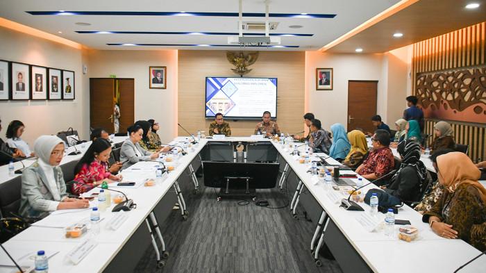 KUNJUNGAN KERJA - Suasana Kunjungan Kerja Badan Kerja Sama Antar Parlemen (BKSAP) DPR RI ke IPB University di Provinsi Jawa Barat, Selasa (3/2/2026). Agenda tersebut fokus pada pembahasan implementasi kecerdasan buatan atau Artificial Intelligence (AI) untuk mendukung ketahanan pangan nasional.