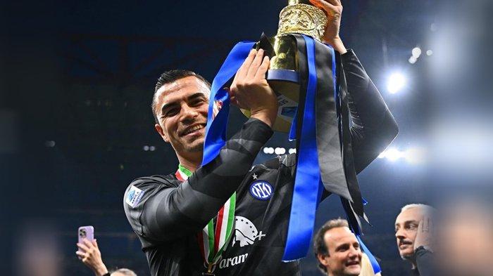 KENANGAN INDAH - Emil Audero ketika meraih Scudetto bersama Inter Milan musim 2023/2024. Itu menjadi kenangan indah bagi kiper asal Indonesia ini bersama Nerazzurri.