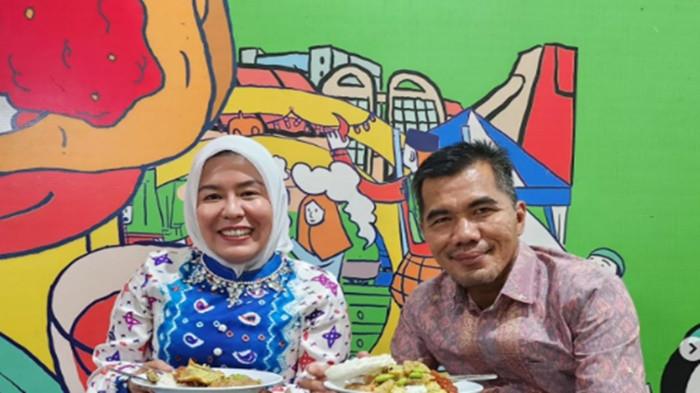 GUGAT CERAI- Potret Fitrianti Agustinda dan suaminya, Dedi Sipriyanto 2023. Mantan wakil Walikota Palembang, Fitrianti Agustinda menggugat cerai suaminya, Dedi Sipriyanto di Pengadilan Negeri Palembang. Eks Kabid Dinas Kominfo