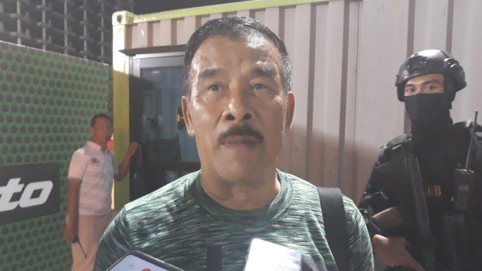 Manajer tim Persib Bandung, Umuh Muchtar saat ditemui di Stadion PTIK, Jakarta Selatan, Rabu (23/10/2019).