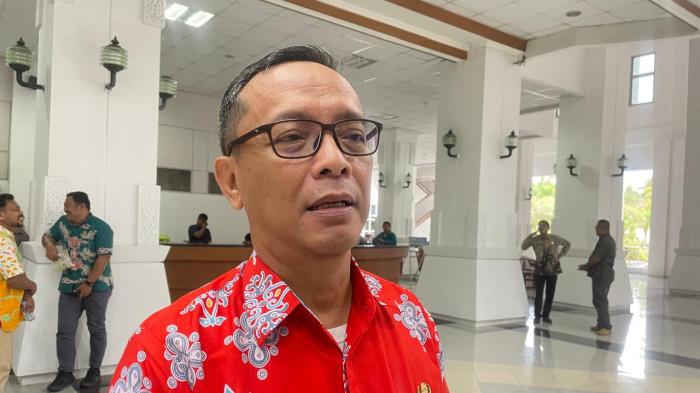 RANCANGAN APBD 2026 - Plt Sekretaris Daerah (Sekda) Kabupaten Nunukan, Raden Iwan Kurniawan, menegaskan bahwa dokumen anggaran yang disampaikan pemerintah masih bersifat awal dan akan diperdalam pada pembahasan teknis berikutnya, Sabtu (29/11/2025).