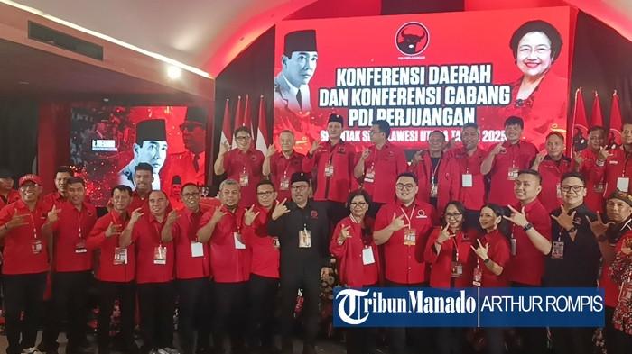 PDIP MANADO - Richard Sualang dan personel DPC PDIP Manado berfoto bersama dalam Konfercab di Hotel Yama Tondano, Kelurahan Koya Lingkungan VII, Kecamatan Tondano Selatan, Kabupaten Minahasa, Provinsi Sulut, Selasa (23/12/2025). Berikut daftar nama pengurus DPC Manado periode 2025-2030: Ketua: dr. Richard Henry Marten Sualang. Sekretaris: Jeffry Polii, S.H. Bendahara: Dra. Aaltje Dondokambey, M.Kes., Apt.