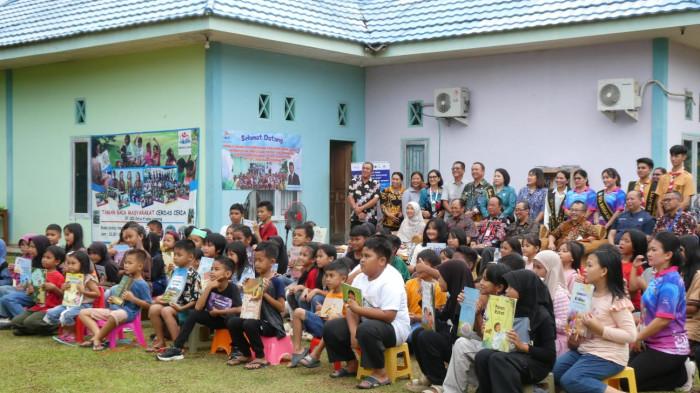 GERAKAN LITERASI - Aktivitas literasi di Taman Baca Cerdas Ceria, RT 5 Desa Kuala Lapang, Malinau Barat, Malinau, Kalimantan Utara, Kamis (5/2/2026). TBM ini bertahan sejak didirikan 2020 lalu‎