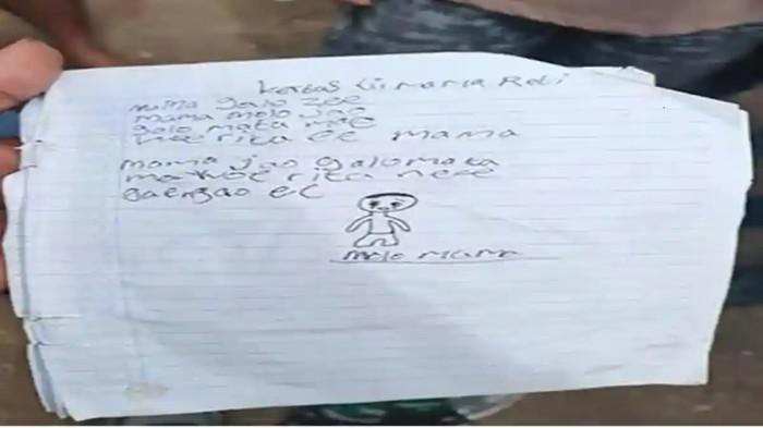 SURAT SISWA SD DI NTT - Seorang siswa SD, berinisial YBR (10) ditemukan meninggal dunia secara mengenaskan,  di Desa Naruwolo, Kabupaten Ngada, Nusa Tenggara Timur (NTT) pada Kamis (29/1/2026) sekitar pukul 12.30 WITA. Didekatnya ditemukan sebuah surat perpisahan.