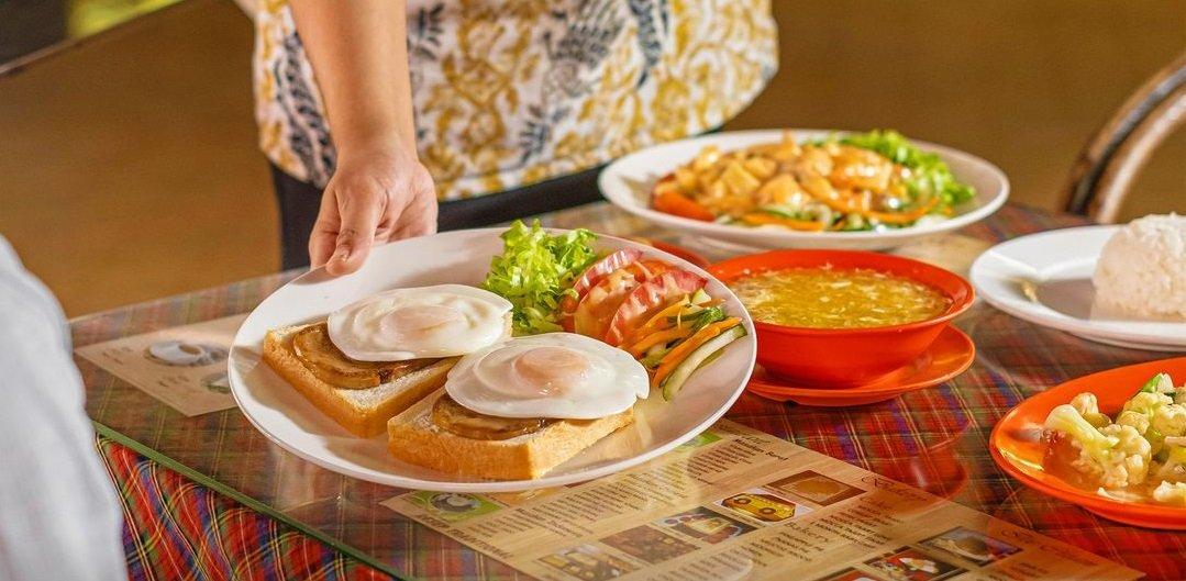 Menu di Tip Top Restaurant, Medan