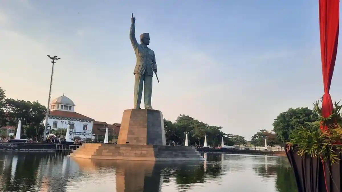 Polder Tawang, satu tempat wisata di Semarang Utara yang bisa kamu kunjungi untuk mengisi waktu libur.
