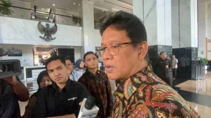MENTERI KEUANGAN PURBAYA - Menteri Keuangan Purbaya Yudhi Sadewa saat akan bertemu Direktur Utama (Dirut) PT Pertamina (Persero) Simon Aloysius Mantiri di kantor Kementerian Keuangan, Jakarta Pusat, Kamis (23/10/2025). 