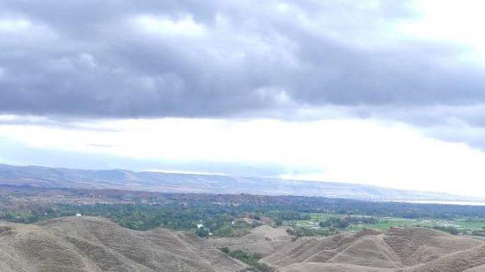 Bukit Tenau Sumba Timur