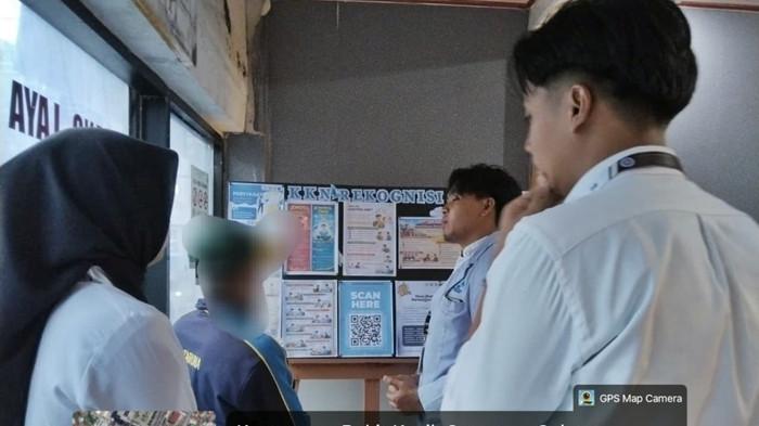 POJOK LITERASI -- Pojok Literasi Edukasi di Bapas Kelas I Palembang memuat materi layanan pemasyarakatan, hak dan kewajiban klien, hingga pembimbingan dan cuti bersyarat yang disusun ringkas, visual, dan mudah dipahami.