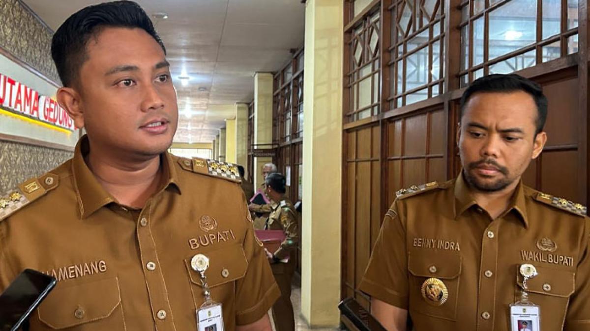 PENDIDIKAN DI KLATEN - Bupati Klaten Hamenang Wajar Ismoyo didampingi Wabup Klaten Benny Indra Ardhianto