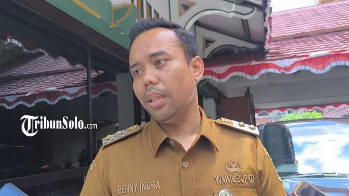 POTRET WABUP KLATEN - Wakil Bupati Klaten Benny Indra Ardhianto diwawancara TribunSolo.com di Klaten, Jawa Tengah, beberapa waktu lalu. Benny Indra Ardhianto optimistis, bila Satuan Pelayanan Pemenuhan Gizi (SPPG) bakal merata di setiap kecamatan di wilayah Kabupaten Klaten.