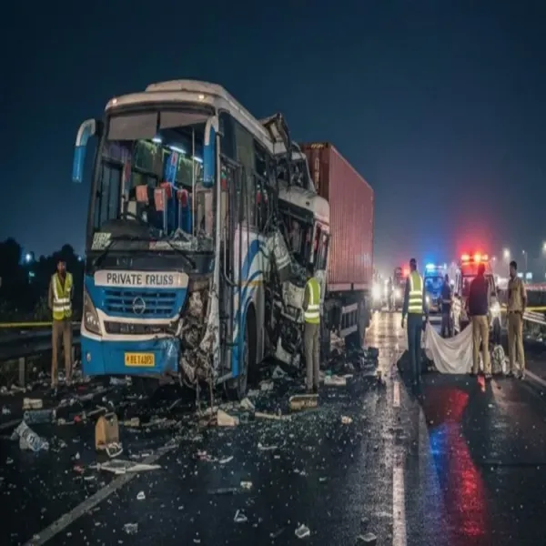 yamuna expressway bus truck accident