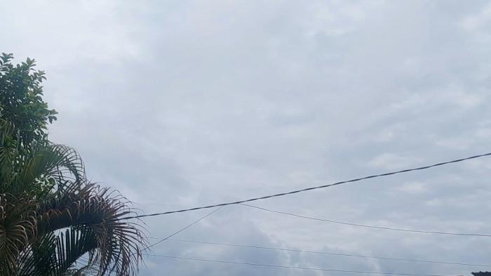 PRAKIRAAN CUACA — Suasana mendung di Kabupaten Gorontalo. Simak prakiraan cuaca di Kabupaten Gorontalo dan Boalemo hari ini, Minggu, 8 Februari 2026.