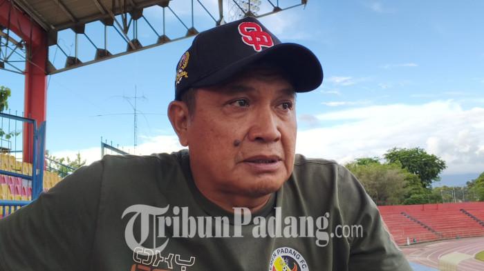 Semen Padang FC - Manajer Semen Padang FC, Masykur Rauf, menjelaskan kesiapan tim Kabau Sirah jelang laga kandang menghadapi Persita Tangerang di Super League 2025/2026, di Stadion Haji Agus Salim, Padang, Minggu (9/2/2026).