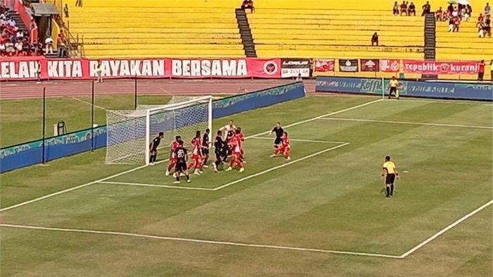 BRI SUPER LEAGUE- Pertandingan antara Semen Padang FC menghadapi Persita Tangerang di Stadion GOR Haji Agus Salim Padang, Minggu (8/2/2026) sore.