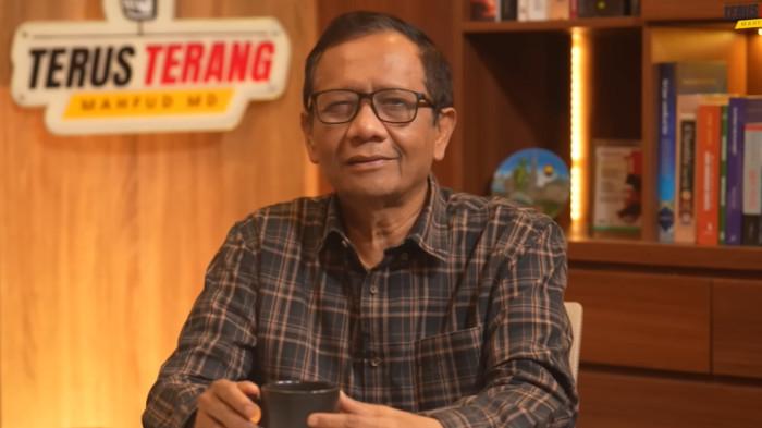 REFORMASI POLRI - Mahfud MD mengusulkan Kompolnas diperkuat dengan kewenangan eksekutorial untuk mengadili perwira Polri “nakal”. 