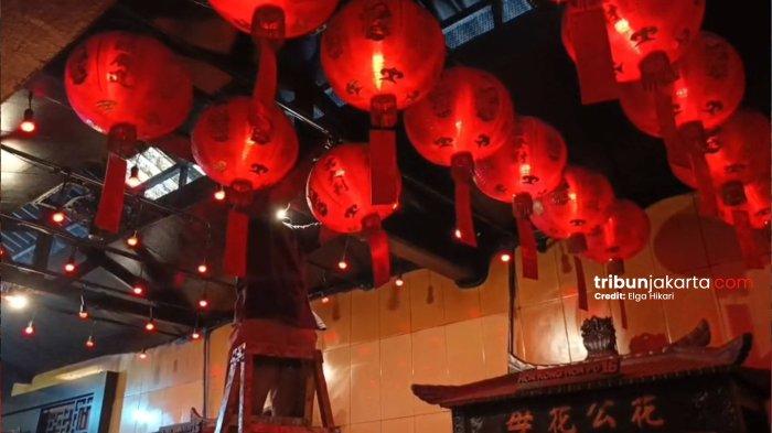 PERSIAPAN JELANG IMLEK - Vihara Dharma Jaya Toasebio di Glodok, Tamansari, Jakarta Barat  melakukan sejumlah persiapan menyambut Tahun Baru Imlek yang akan jatuh pada 17 Februari 2026.