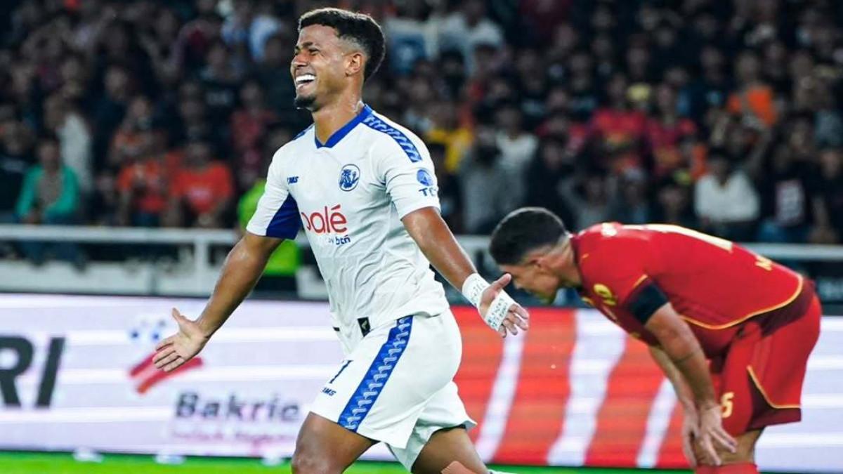 PERSIJA JAKARTA VS AREMA FC - Cuplikan laga Persija Jakarta vs Arema FC dalam lanjutan Super League 2025/2026 di Stadion Gelora Bung Karno, Jakarta, Minggu, 8 Februari 2026.