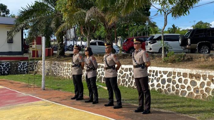 PELANTIKAN DAN SERTIJAB - Suasana di sela pelantikan dan Serah Terima Jabatan (Sertijab) tiga perwira di Lapangan Apel Tri Brata Polres Nunukan, Selasa (10/2/2026).(TribunKaltara.com/Fatimah Majid)