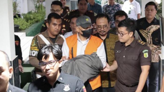 KORUPSI-Kejaksaan Tinggi (Kejati) Bengkulu menetapkan Imron Rosyadi, mantan Bupati Bengkulu Utara dua periode, sebagai tersangka, Selasa (10/2/2026).