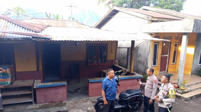 habinkamtibmas Kelurahan Tetandara bersama personel SPKT Polres Ende