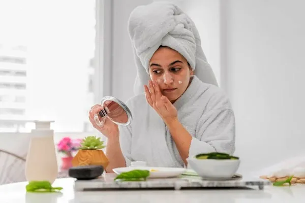 Fashion Tips: Ayurvedic tips to make your skin more younger