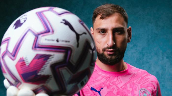 DONNARUMMA - Kiper asal Italia, Gianluigi Donnarumma, dalam masa penyambutannya bersama Manchester City selama musim Liga Inggris 2025/2026. (Website Man City - 12/9/2025)