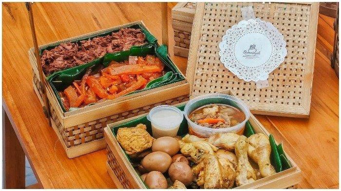 Hantaran oleh-oleh di Gudeg Koyor Mercon Sumringah