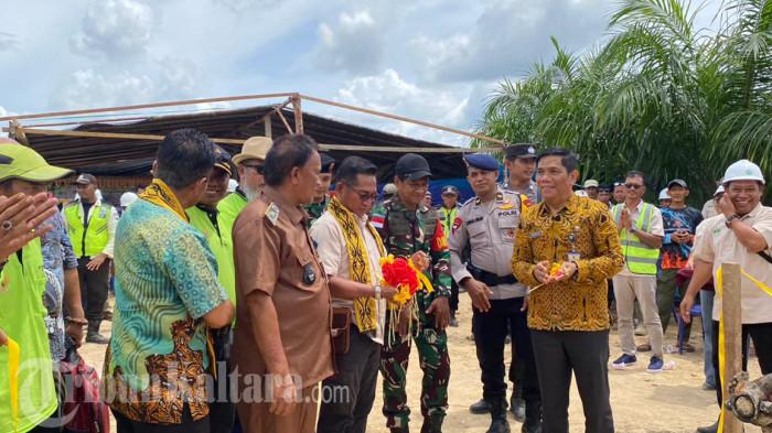 12022026 peresmian plasma PT SIL-SIP di Desa Pembeliangan 01