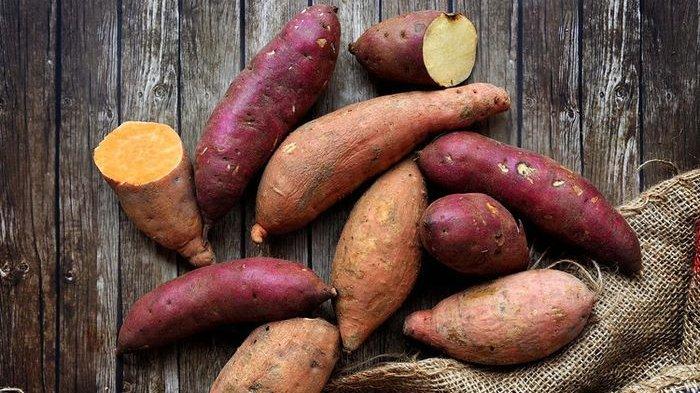 Ilustrasi ubi jalar, makanan tinggi vitamin C yang dapat meningkatkan kekebalan tubuh