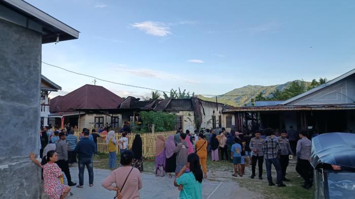 Suasana saat kebakaran rumah di Siendeng 999999