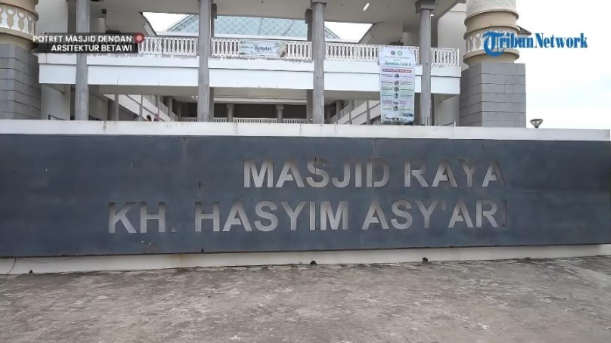 Masjid KH Hasyim Asyari di Jakarta Barat yang cocok untuk wisata religi saat Ramadhan.