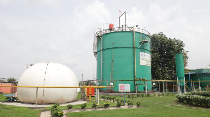 Holding Perkebunan PTPN III (Persero) melalui Sub Holding PTPN IV PalmCo gandeng PT Renikola membangun 16 unit pabrik Compressed Biomethane Gas (CBG) baru secara serentak yang akan mengolah limbah cair dari 17 Pabrik Kelapa Sawit (PKS).