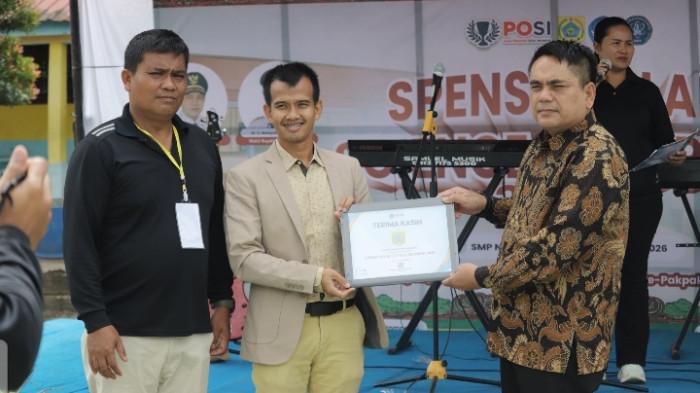 Pusat Olimpiade Sains Indonesia (POSI) kembali menggelar Olimpiade Sains di Kabupaten Pakpak Bharat, Sumatera Utara, dengan SMP Negeri 1 Salak sebagai tuan rumah penyelenggaraan yang kedua kalinya, Sabtu (14/2/2026).
