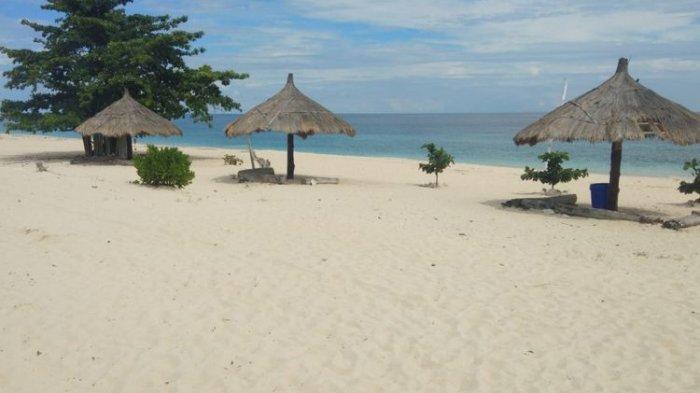 Obyek wisata Pantai Mananga Aba di Kabupaten Sumba Barat Daya, Nusa Tenggara Timur (NTT).
