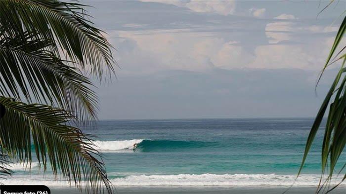 Pantai Marosi di Sumba Barat