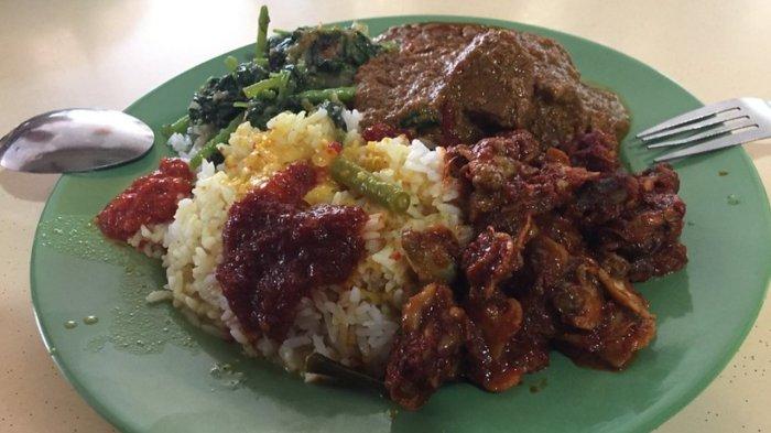 Sajian nasi padang enak dan murah untuk sajian makan siang yang mengenyangkan