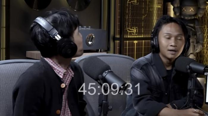 VIDEO DILUDAHI VIRAL - Fajar Sadboy bereaksi setelah video dirinya diludahi Indra Frimawan viral di media sosial.