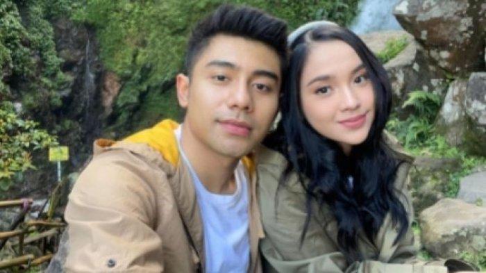 Riza Syah sempat menjalin hubungan asmara yang cukup lama dengan Lyodra