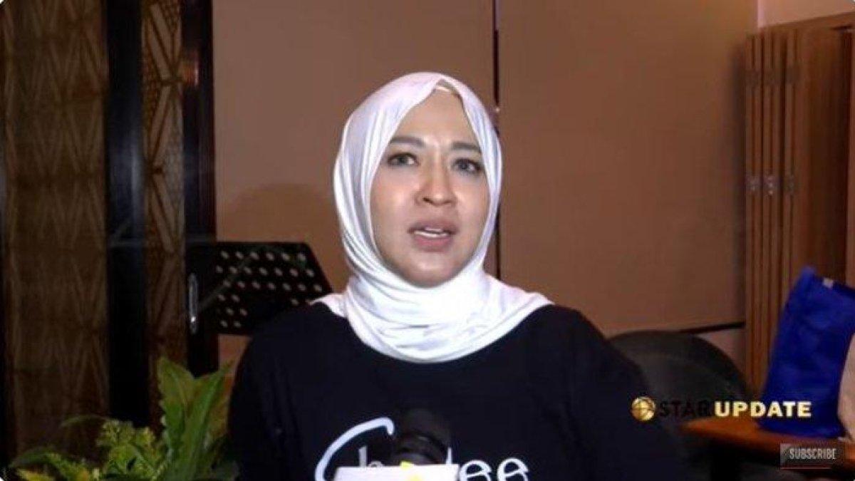 Okie Agustina akan menjalani ibadah puasa tanpa kehadiran Gunawan Dwi Cahyo.