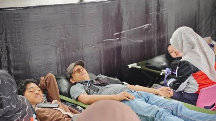 Kegiatan donor darah di halaman Museum Lambung Mangkurat yang digelar PT Arutmin Indonesia.
