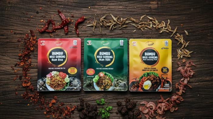 LIPUTAN UMKM - Bumbu nasi goreng yang diproduksi De'Harvest Jaya. UMKM ini berada di Kota Tomohon, Sulawesi Utara.