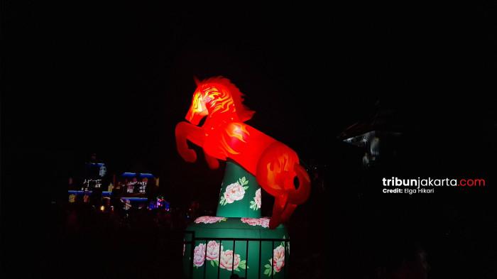 video mapping memeriahkan acara Jakarta Light Festival