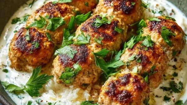 (Image Source: Pinterest/theflavornestmeals)