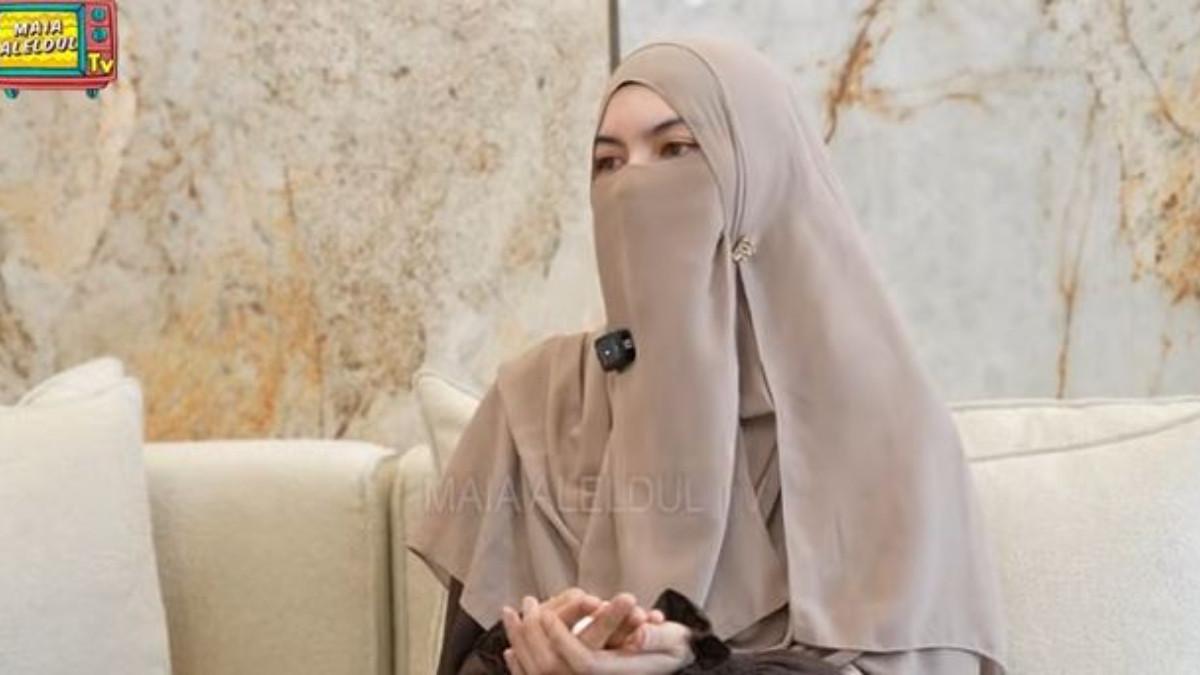 Fairuz A Rafiq melihat Mawa sebagai sosok perempuan yang tengah berjuang di tengah luka dan kekecewaan.