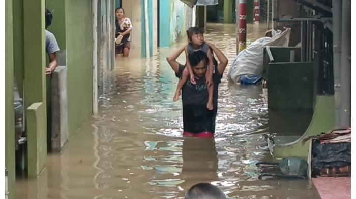 BANJIR KAMPUNG MELAYU - Kondisi permukiman warga di kawasan Kebon Pala RW 04 dan RW 05, Kampung Melayu, Jatinegara, Jakarta Timur, Jumat (20/2/2026). TRIBUNJAKARTA.COM/BIMA PUTRA