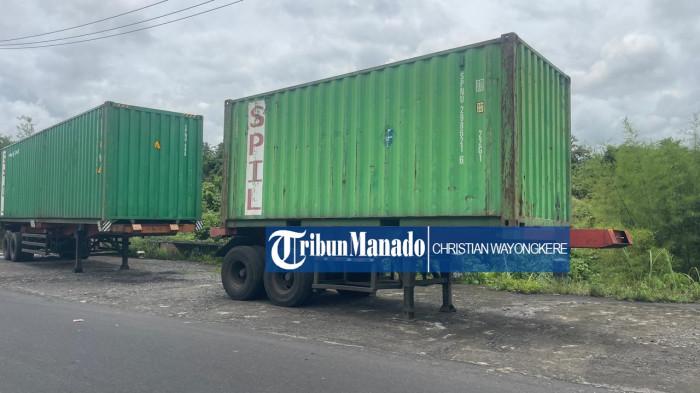 LAKALANTAS MAUT - Keberadaan gandengan truk tronton dan trailer 